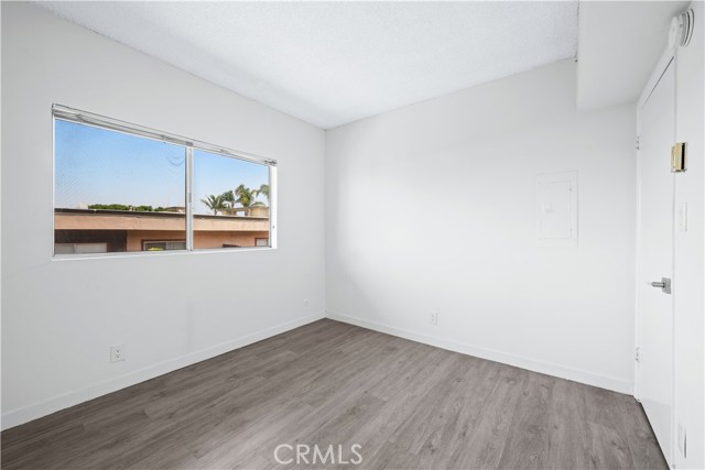 Detail Gallery Image 9 of 22 For 5403 Newcastle Ave #43,  Encino,  CA 91316 - 2 Beds | 2 Baths