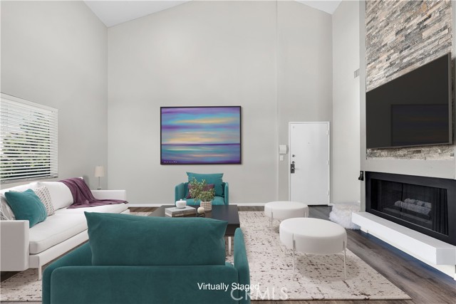 Detail Gallery Image 3 of 31 For 18445 Hatteras #403,  Tarzana,  CA 91356 - 2 Beds | 2 Baths