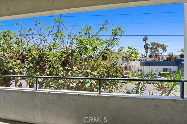 Detail Gallery Image 8 of 21 For 1187 E 3rd St #111,  Long Beach,  CA 90802 - 2 Beds | 2 Baths