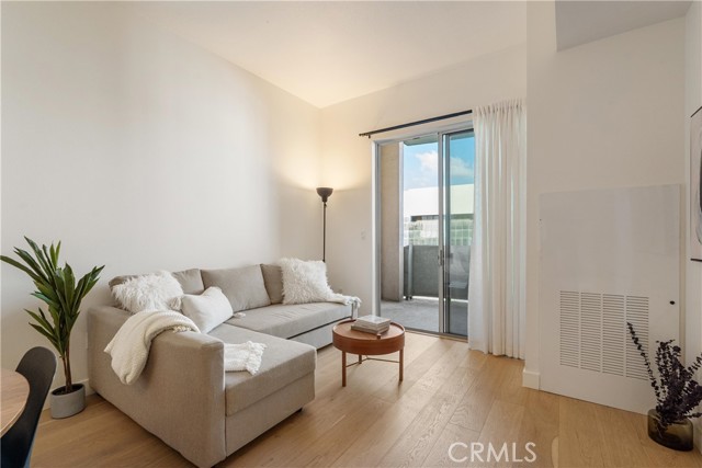 Detail Gallery Image 4 of 37 For 488 E Ocean Bld #1209,  Long Beach,  CA 90802 - 1 Beds | 1 Baths