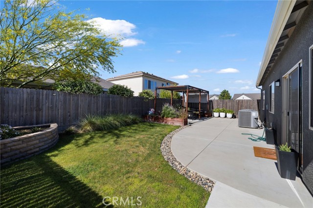 Detail Gallery Image 26 of 32 For 748 Expedition Way, Madera,  CA 93636 - 3 Beds | 2 Baths