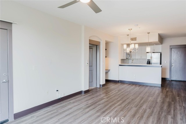 24595 Town Center Drive, Valencia CA: https://media.crmls.org/medias/5d42acc8-09a1-4c8e-ab77-332f2f8d662a.jpg