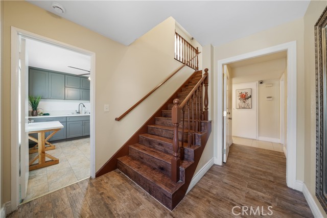 23929 Sunset Crossing Road, Diamond Bar CA: https://media.crmls.org/medias/5d42c241-859e-4332-b08c-0a7fed3bc99a.jpg