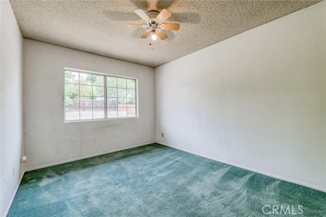 17415 Minnehaha Street, Granada Hills CA: https://media.crmls.org/medias/5d42ecf8-d4c6-4298-88d2-add191847651.jpg
