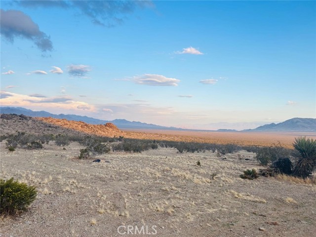 Detail Gallery Image 3 of 13 For 0 Lucerne Valley Cut off, Lucerne Valley,  CA 92356 - – Beds | – Baths