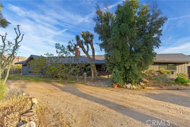 Detail Gallery Image 6 of 67 For 58747 San Marino, Yucca Valley,  CA 92284 - 3 Beds | 2/1 Baths