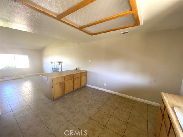 Detail Gallery Image 6 of 18 For 21061 Nisqually Rd #C,  Apple Valley,  CA 92308 - 2 Beds | 2 Baths