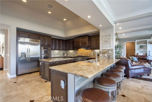 Detail Gallery Image 15 of 74 For 44195 via Horca, Temecula,  CA 92590 - 4 Beds | 3/1 Baths