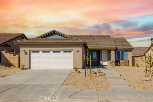 Detail Gallery Image 1 of 1 For 13242 West Mesa Way, Victorville,  CA 92395 - 4 Beds | 2 Baths
