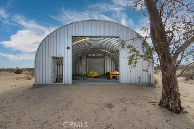 Detail Gallery Image 2 of 38 For 59375 Stearman Rd, Landers,  CA 92285 - 3 Beds | 2 Baths