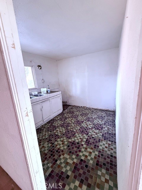 3187 Ruthann Dr,, Jurupa Valley CA: https://media.crmls.org/medias/5d47f8bb-350a-47a1-a058-1e26beedf687.jpg