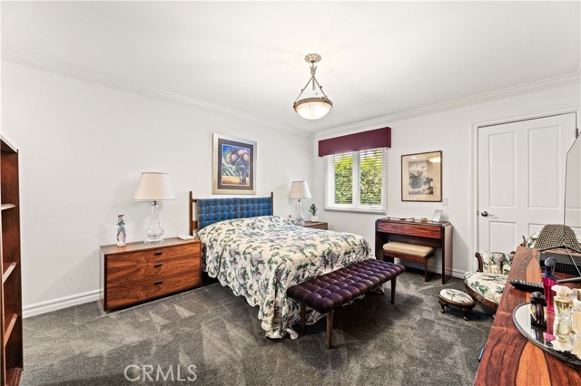 Detail Gallery Image 36 of 46 For 4960 Densmore Ave, Encino,  CA 91436 - 5 Beds | 5/2 Baths