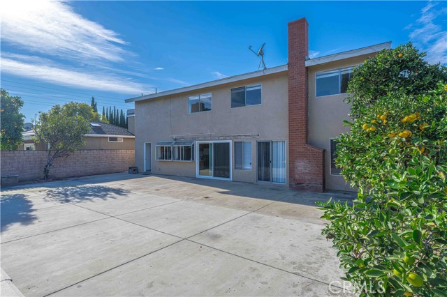 Detail Gallery Image 27 of 31 For 4 Carrol Ave, Irvine,  CA 92614 - 4 Beds | 2/1 Baths