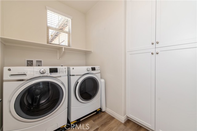 Detail Gallery Image 20 of 41 For 906 El Paseo, Lake Forest,  CA 92610 - 3 Beds | 2/1 Baths