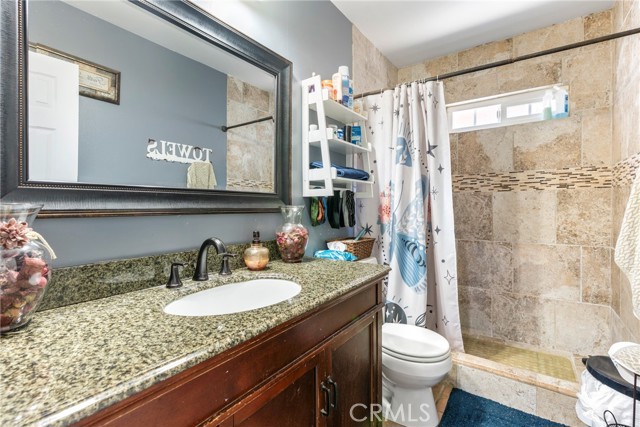 Detail Gallery Image 36 of 58 For 21114 & 1/2 Martin St, Carson,  CA 90745 - 5 Beds | 3 Baths