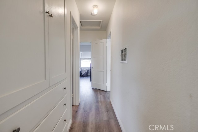 Detail Gallery Image 24 of 46 For 2709 E Van Buren St, Long Beach,  CA 90810 - 2 Beds | 1 Baths