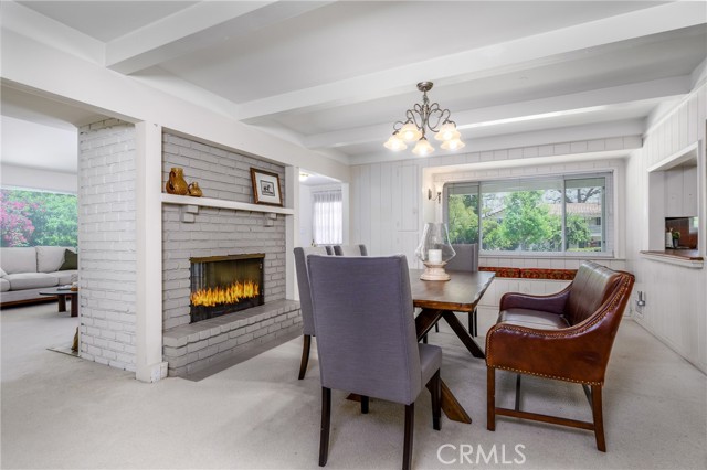 1521 Marendale Lane, Arcadia CA: https://media.crmls.org/medias/5d4c2ec0-573b-4ba1-ba99-cf4e0cd0a531.jpg
