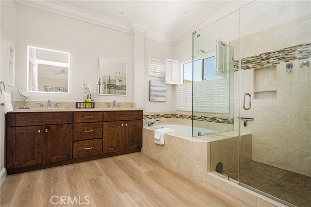 14 Celonova Place, Lake Forest CA: https://media.crmls.org/medias/5d4c5b2e-f0f6-4b54-a8ba-2b58dd62fda8.jpg
