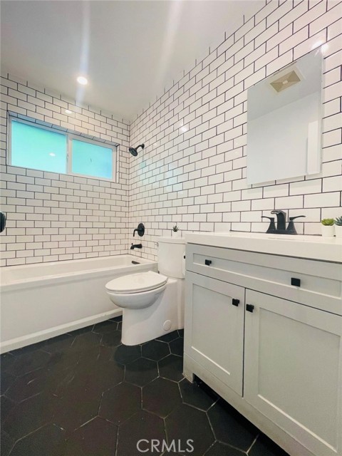 Detail Gallery Image 19 of 44 For 3502 W Flower Ave, Fullerton,  CA 92833 - 3 Beds | 2 Baths