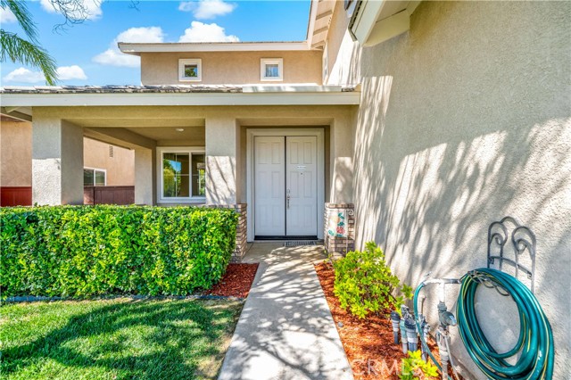 Detail Gallery Image 4 of 61 For 31484 Britton Circle, Temecula,  CA 92591 - 6 Beds | 4 Baths