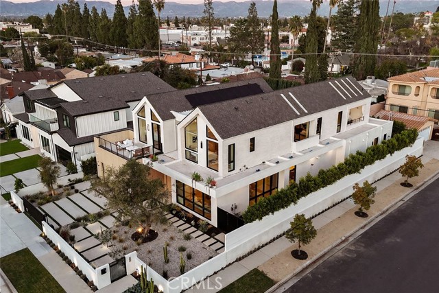 Detail Gallery Image 42 of 46 For 5004 Enfield, Encino,  CA 91316 - 5 Beds | 6 Baths