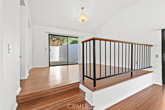 Detail Gallery Image 10 of 66 For 1321 Greenbriar, Glendale,  CA 91207 - 4 Beds | 3/1 Baths