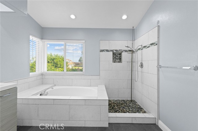 Detail Gallery Image 49 of 75 For 2488 W Summerset Dr, Rialto,  CA 92377 - 4 Beds | 3 Baths