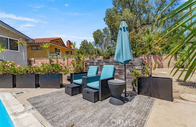 Detail Gallery Image 14 of 19 For 930 S Peregrine Pl, Anaheim,  CA 92806 - 4 Beds | 2/1 Baths