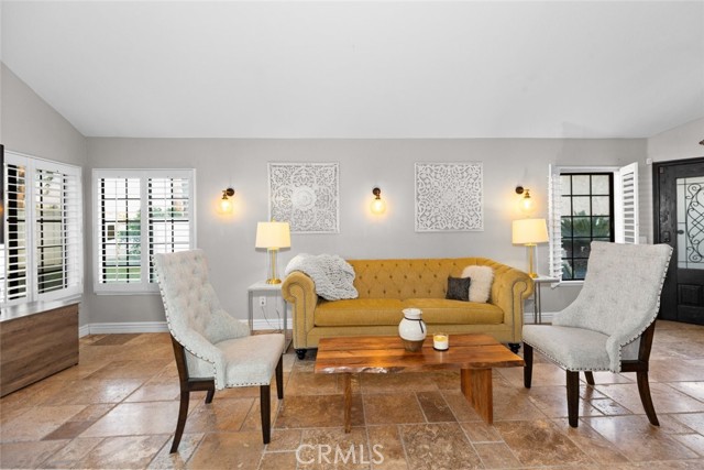 Detail Gallery Image 34 of 75 For 25010 Foxtail Ct, Stevenson Ranch,  CA 91381 - 4 Beds | 3 Baths