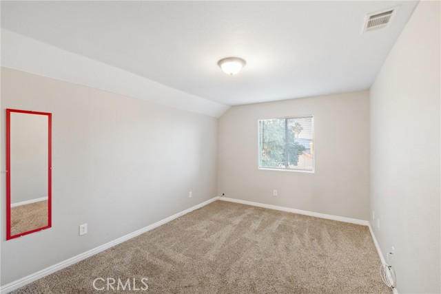 Detail Gallery Image 14 of 23 For 15080 Birdie Ln, Helendale,  CA 92342 - 3 Beds | 2/1 Baths