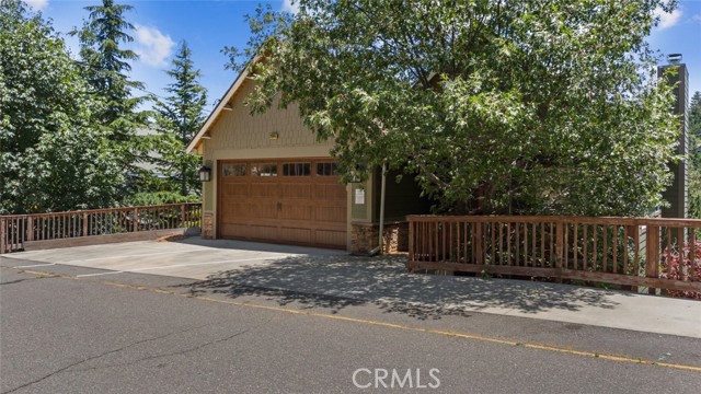 Detail Gallery Image 3 of 57 For 26845 Modoc Ln, Lake Arrowhead,  CA 92352 - 4 Beds | 3/1 Baths