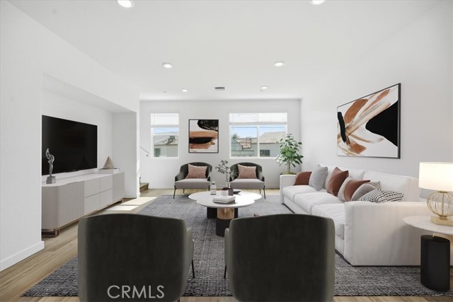 Detail Gallery Image 5 of 37 For 9367 via Azul, Pico Rivera,  CA 90660 - 3 Beds | 2/1 Baths