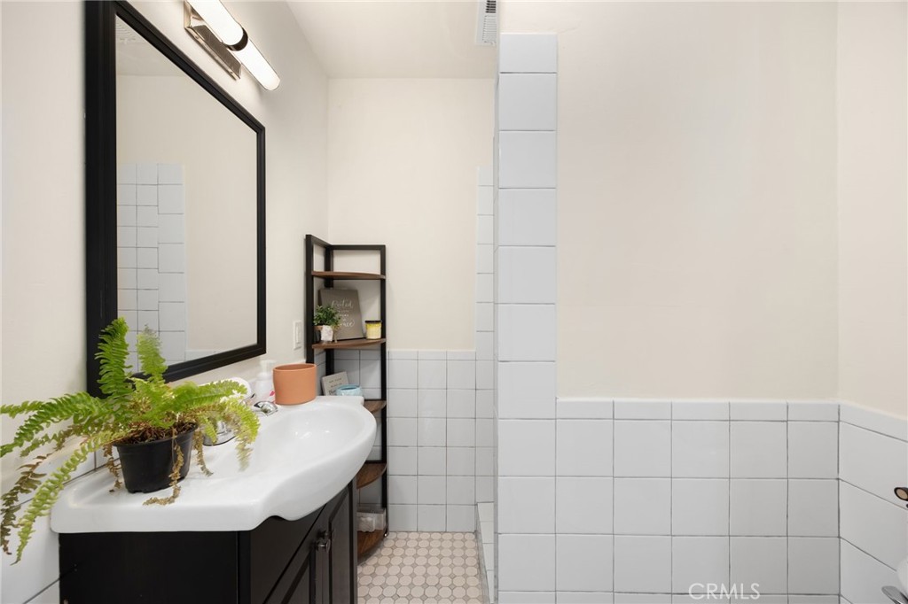 5d50acb0 E02a 45f3 90ba 74b89367ef8c