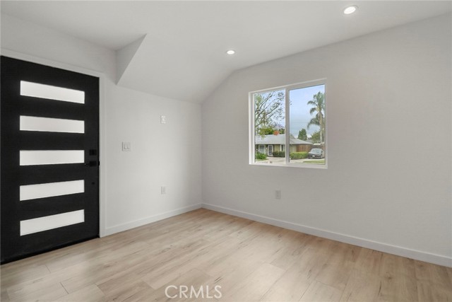 Front Image Thumbnail for CRBB25244796