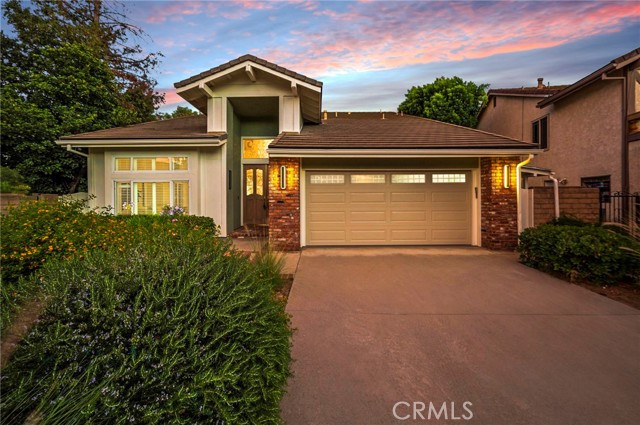 20516 Germain Street, Chatsworth CA: https://media.crmls.org/medias/5d518efb-5bf7-49cb-9cb9-39170f3ad4e4.jpg
