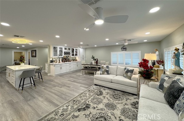 Detail Gallery Image 9 of 48 For 15300 Magnolia #96,  Westminster,  CA 92683 - 2 Beds | 3 Baths