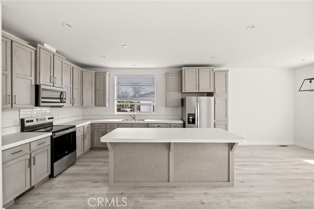 Detail Gallery Image 14 of 34 For 33064 Willard St, Winchester,  CA 92596 - 4 Beds | 2 Baths