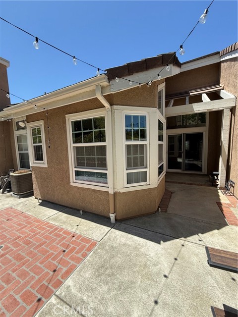 6118 E Garnet Circle, Anaheim CA: https://media.crmls.org/medias/5d53c611-79c8-4a84-9b4d-4beabaa5f883.jpg