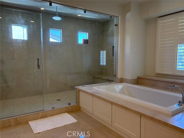 119 Kennard, Irvine CA: https://media.crmls.org/medias/5d53ccf8-edef-47ff-91d7-3f77e1396fd6.jpg