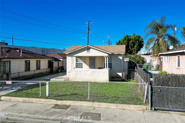 Detail Gallery Image 8 of 44 For 1343 S La Verne Ave, East Los Angeles,  CA 90022 - 2 Beds | 1 Baths
