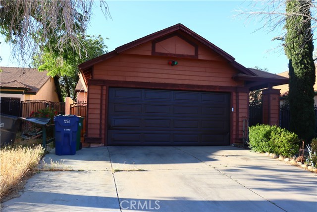 Detail Gallery Image 1 of 1 For 1223 E Avenue R7, Palmdale,  CA 93550 - 3 Beds | 2 Baths