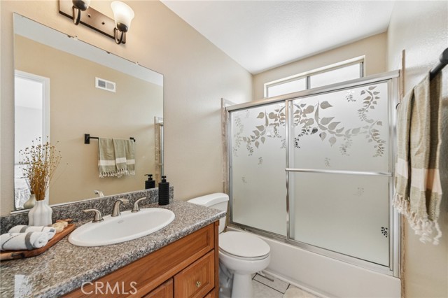 23441 Via Ronda, Mission Viejo CA: https://media.crmls.org/medias/5d56be5b-c01e-40c7-853f-201f00912feb.jpg