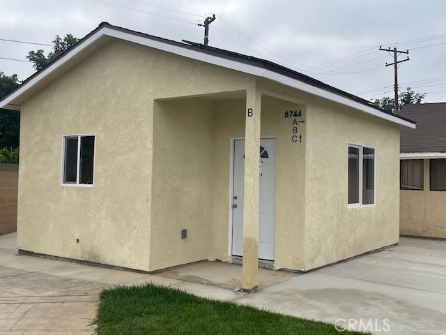 Detail Gallery Image 1 of 6 For 8744 Fillmore Cir #B,  Buena Park,  CA 90620 - 3 Beds | 2 Baths