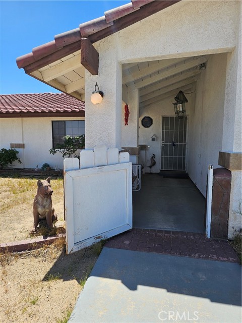Detail Gallery Image 3 of 14 For 9276 Cody Rd, Lucerne Valley,  CA 92356 - 3 Beds | 2/1 Baths