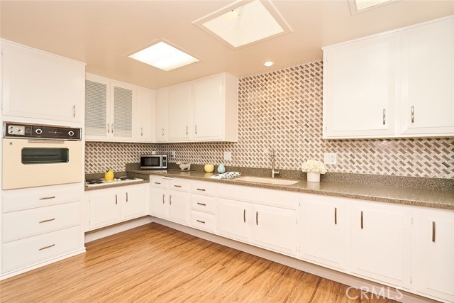 Detail Gallery Image 19 of 43 For 1570 Homewood 115d 115d,  Seal Beach,  CA 90740 - 1 Beds | 1 Baths