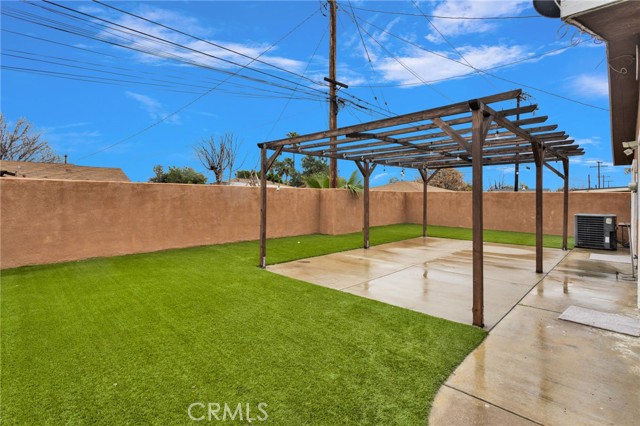 Detail Gallery Image 28 of 32 For 3009 N California, San Bernardino,  CA 92407 - 3 Beds | 2/1 Baths