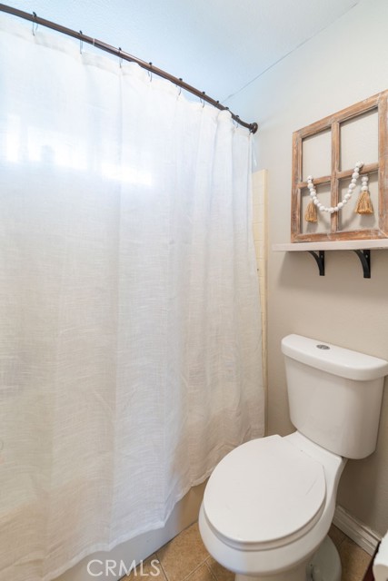 Detail Gallery Image 38 of 48 For 8636 Rancho Cerona Dr, Paramount,  CA 90723 - 4 Beds | 2/1 Baths