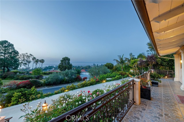 1400 Via Arco, Palos Verdes Estates, California 90274, 4 Bedrooms Bedrooms, ,1 BathroomBathrooms,Residential,For Sale,Via Arco,PV26073869