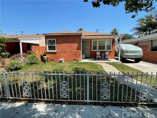 5860 Falcon Ave, Long Beach, CA 90805