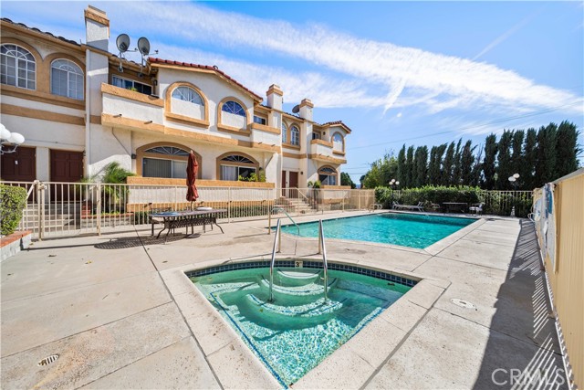 Front Image Thumbnail for CRGD26062411